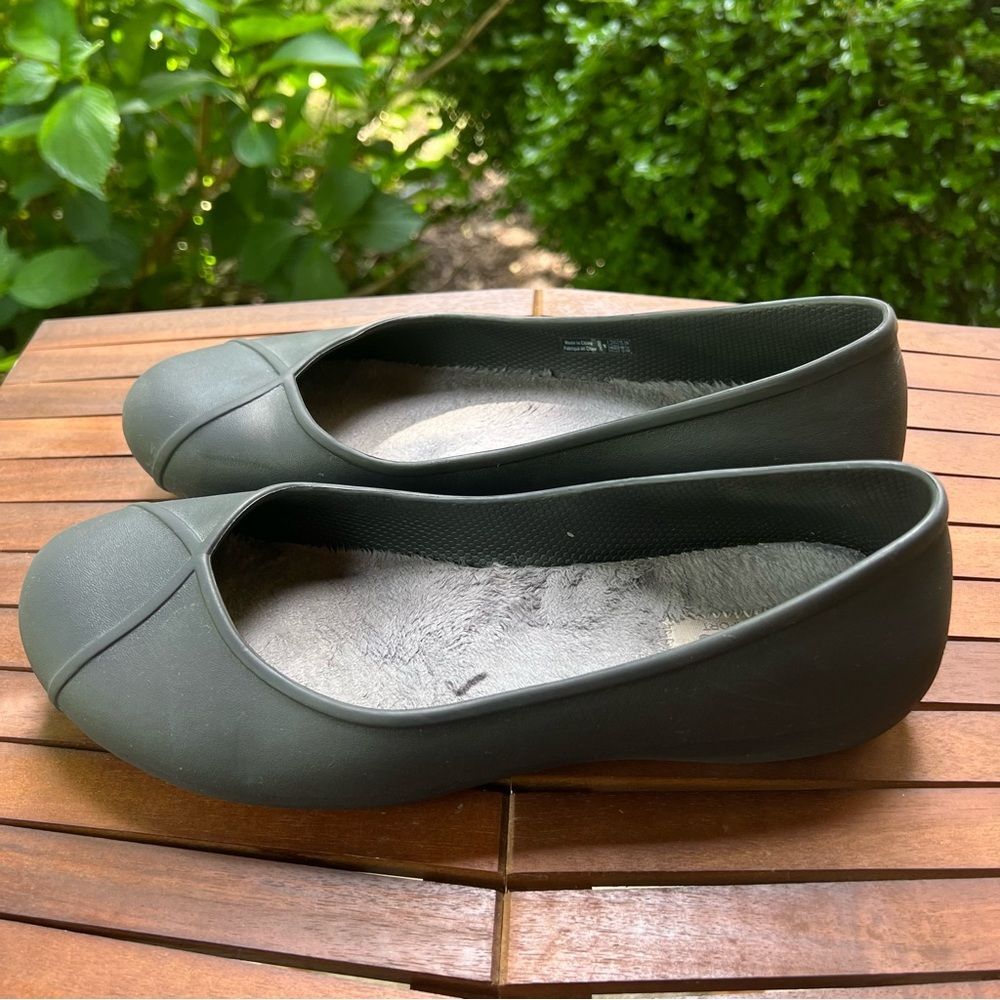 CROCS Dual Comfort Flat Women’s Black Size 9